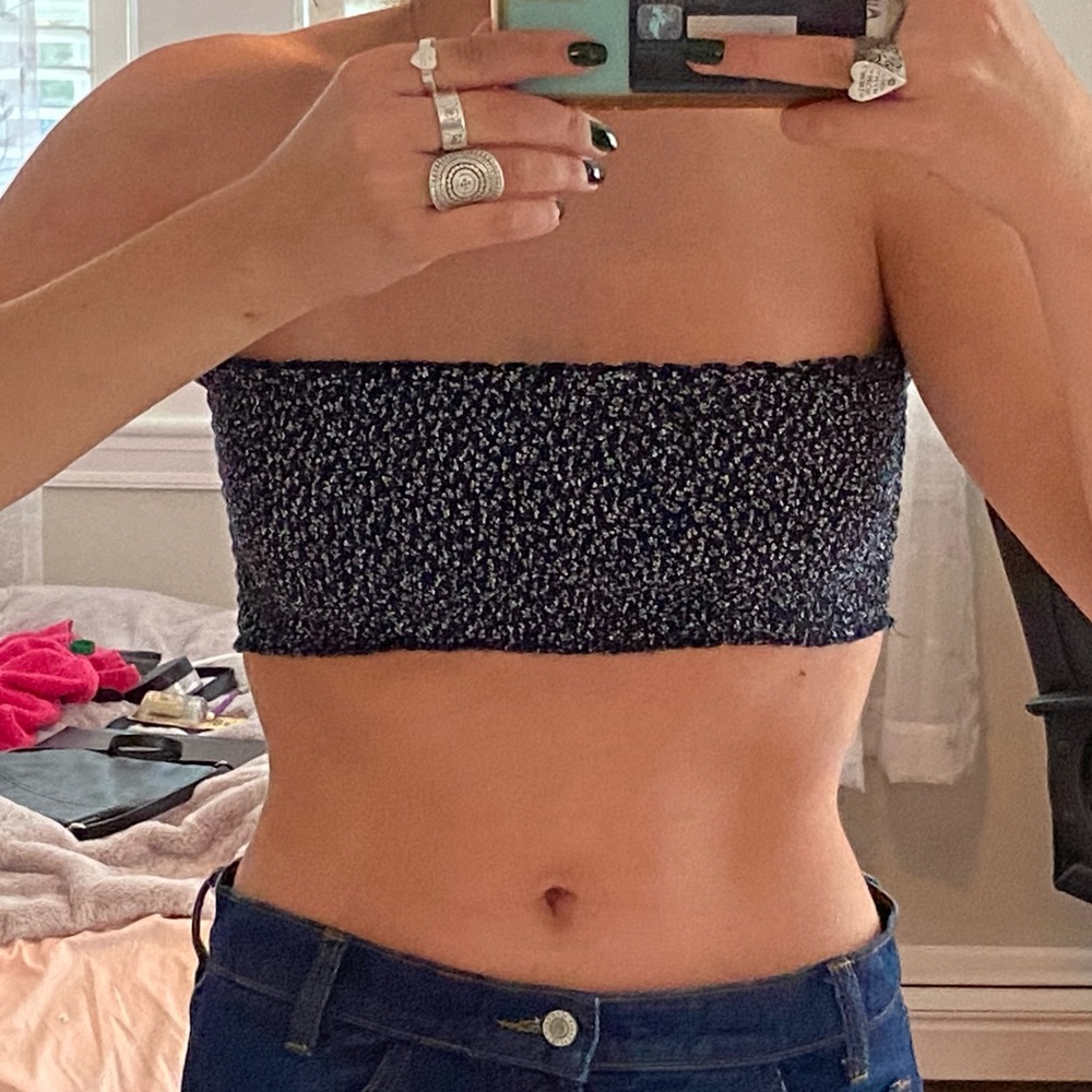 super tiny brandy crop top - Picture 2 of 2